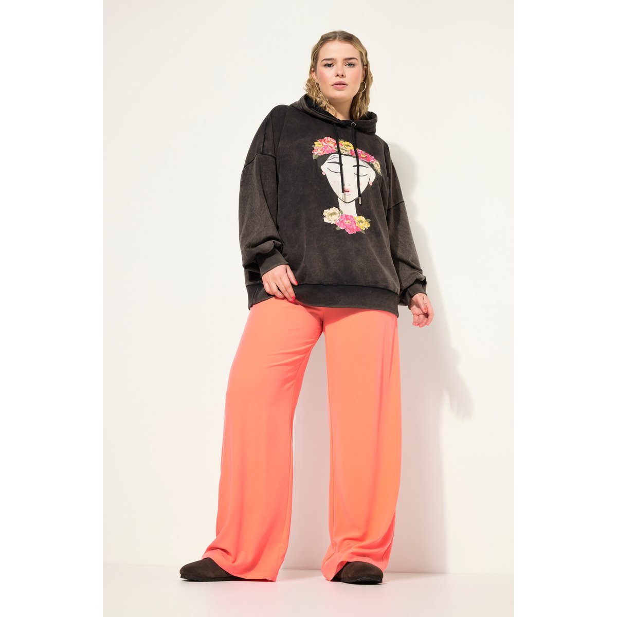 Pantalon à taille haute et jambe flamant, STUDIO UNTOLD