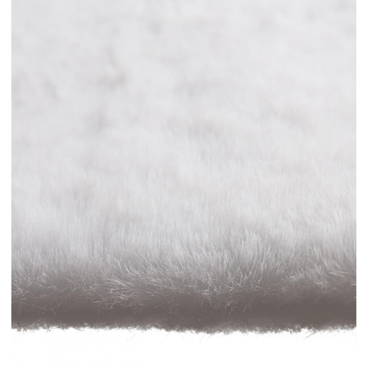 Tapis blanc, DECORATION D’AUTREFOIS
