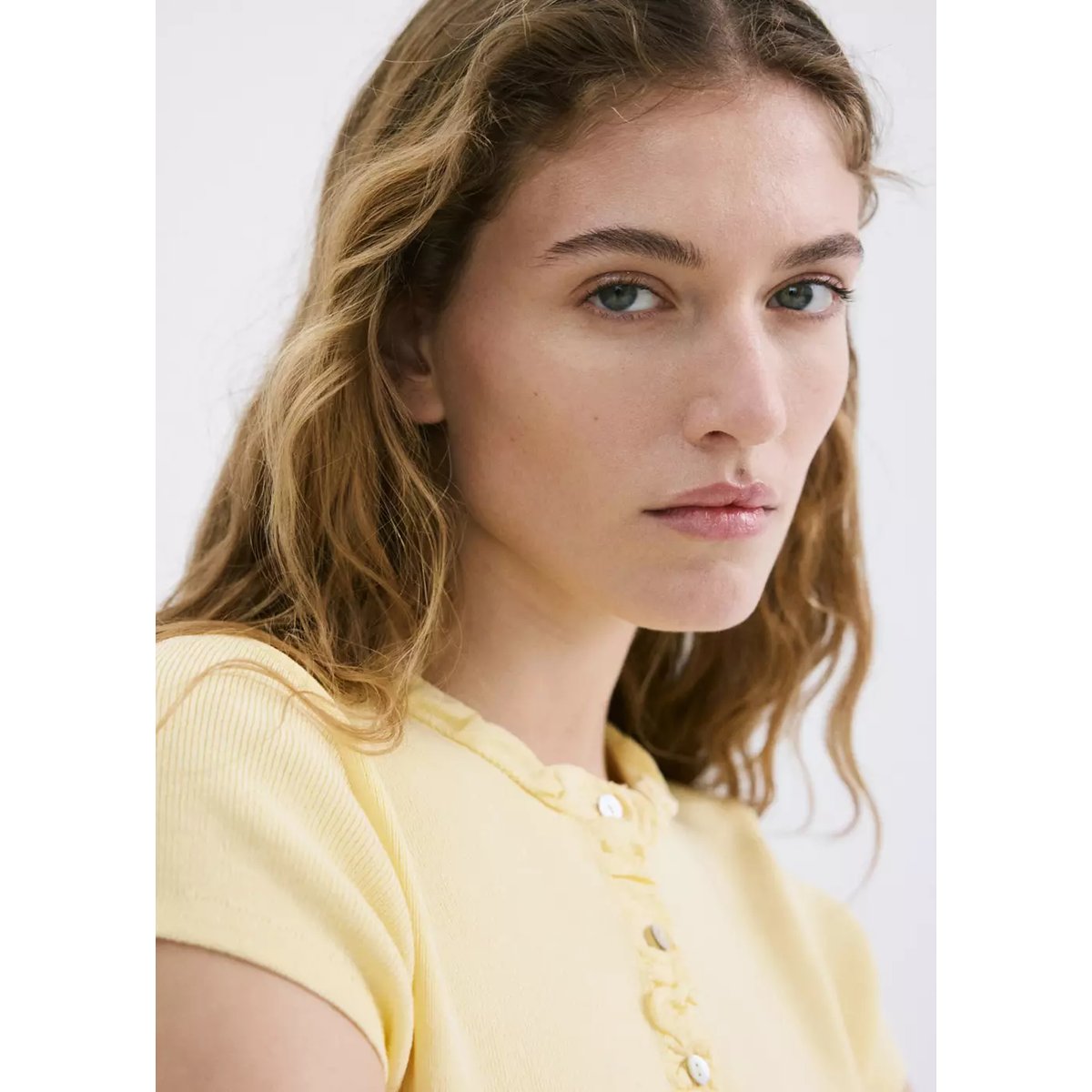 Pull-over maille fine boutons vanille, MANGO