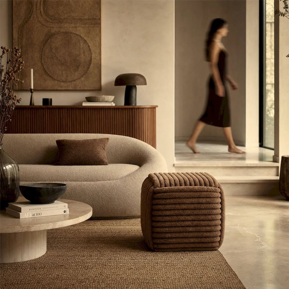 Pouf côtelé en tissu marron, RECOLLECTION
