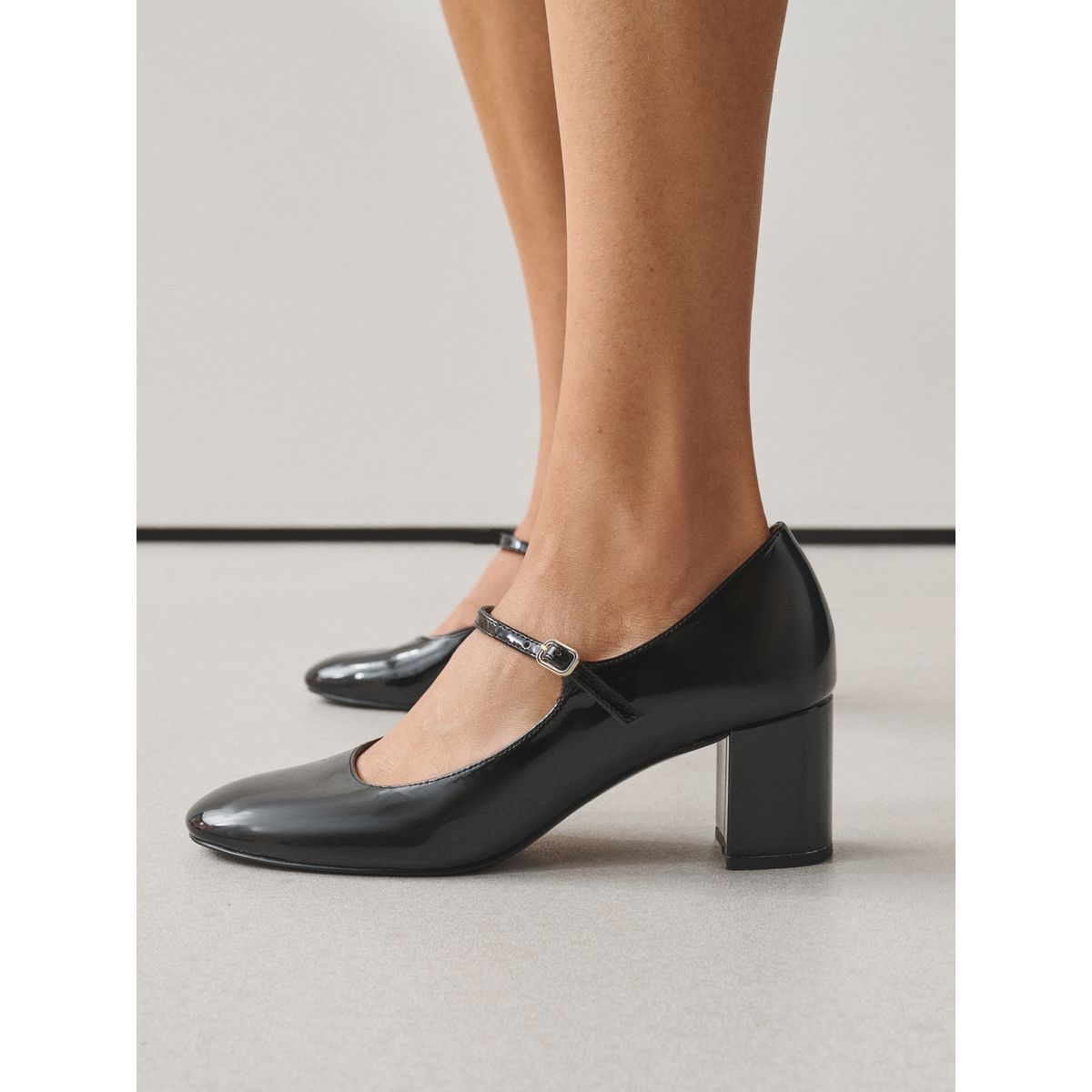 Babies style escarpins bout rond/talon carré noir, NEXT