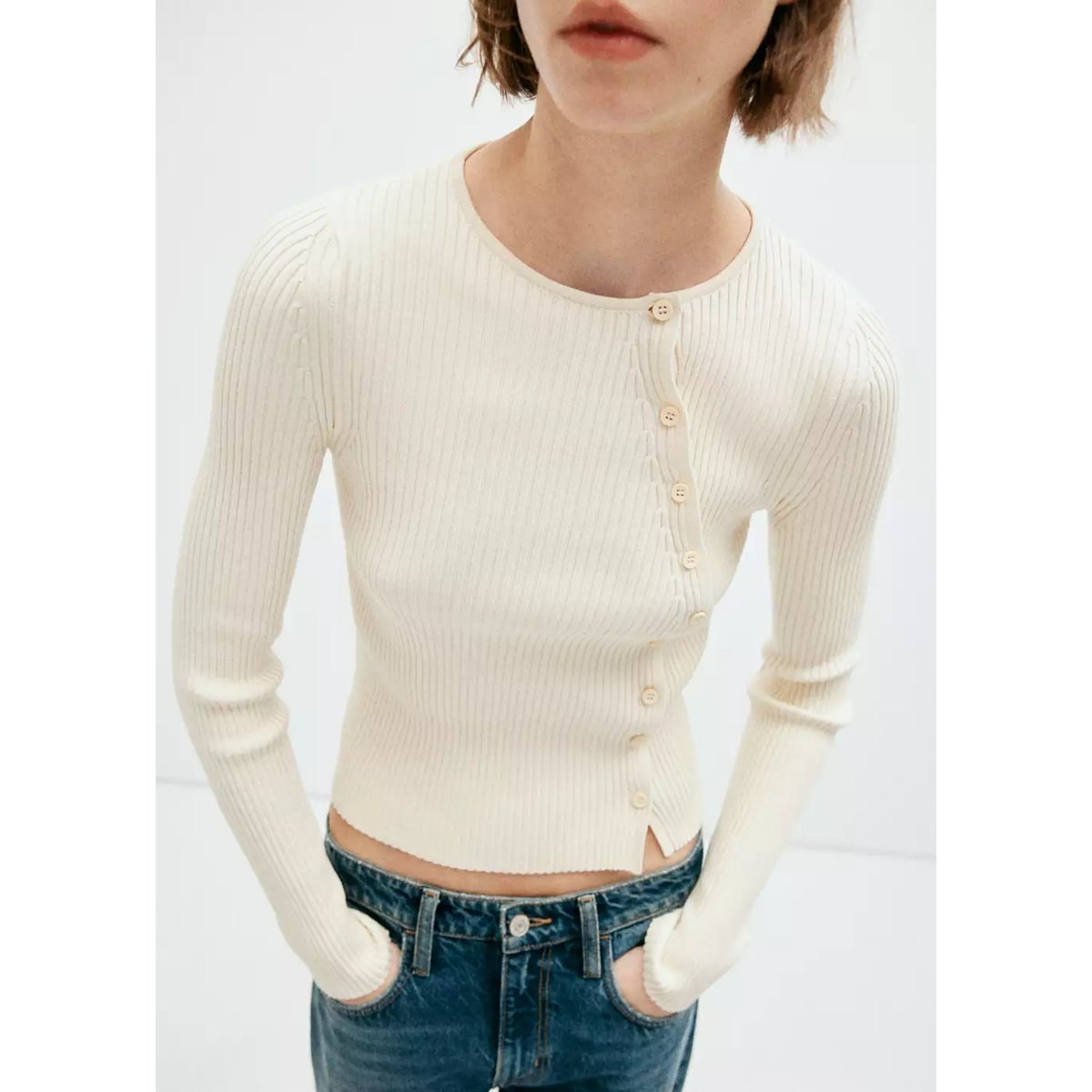 Cardigan asymétrique côtelé écru, MANGO