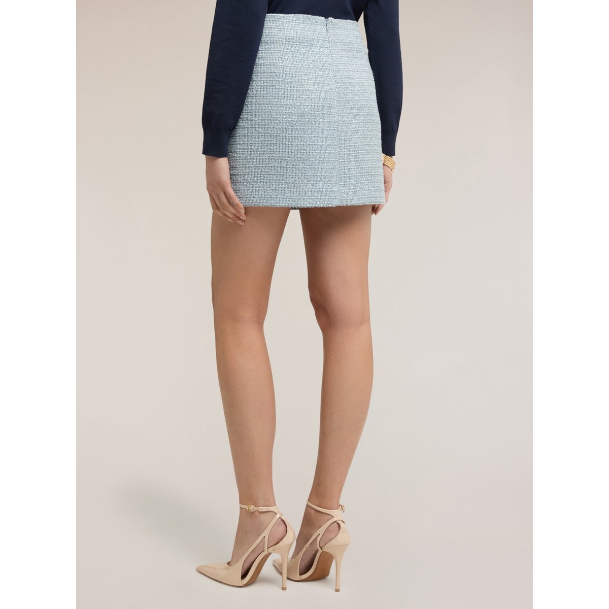 Mini-jupe en tissu bouclé light - blue, MOTIVI