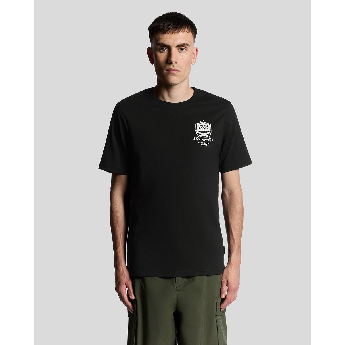 T-shirt graphique terrain de football noir jais, LYLE & SCOTT