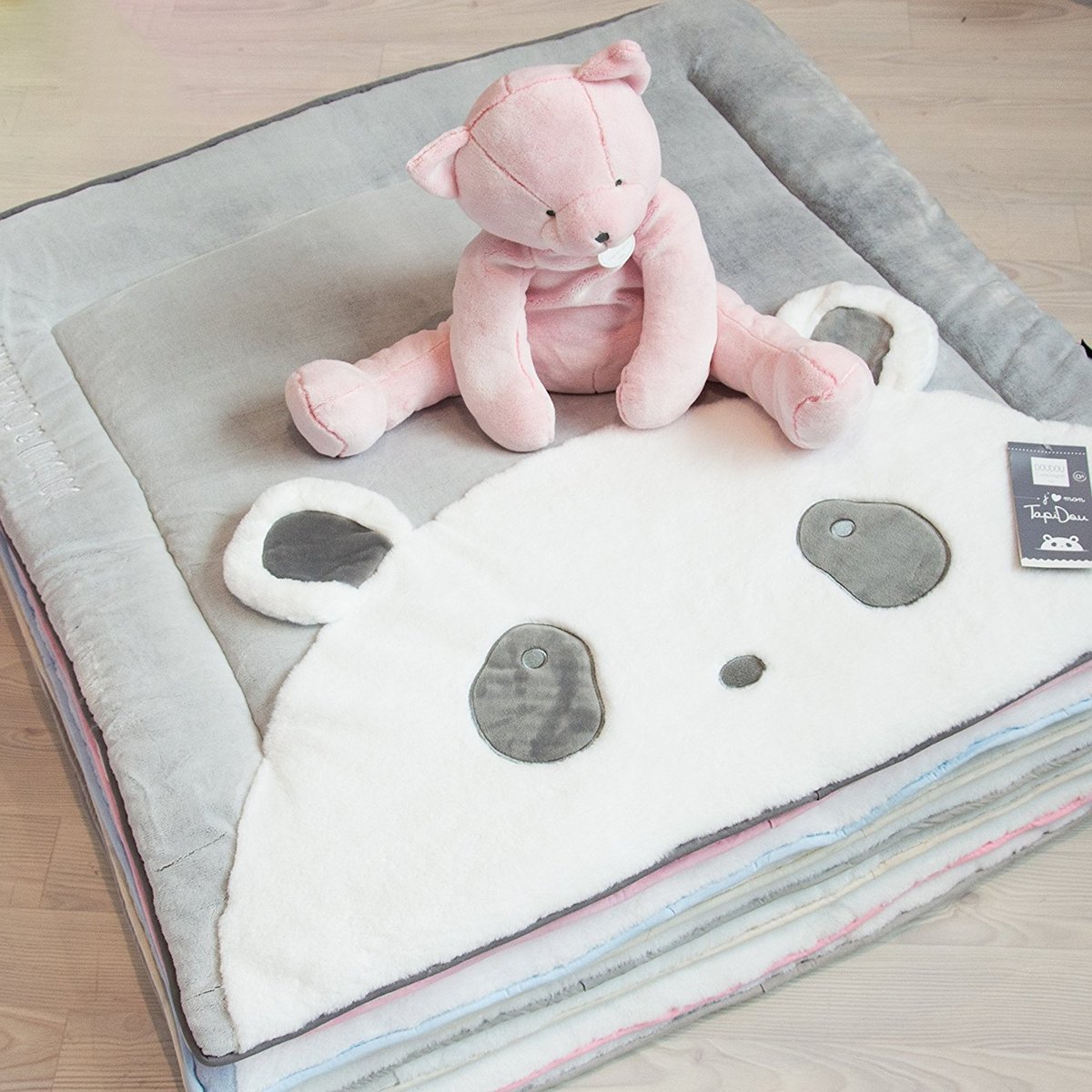 Tapis de chambre 100x100 cm Tapidou Panda gris, DOUDOU ET COMPAGNIE