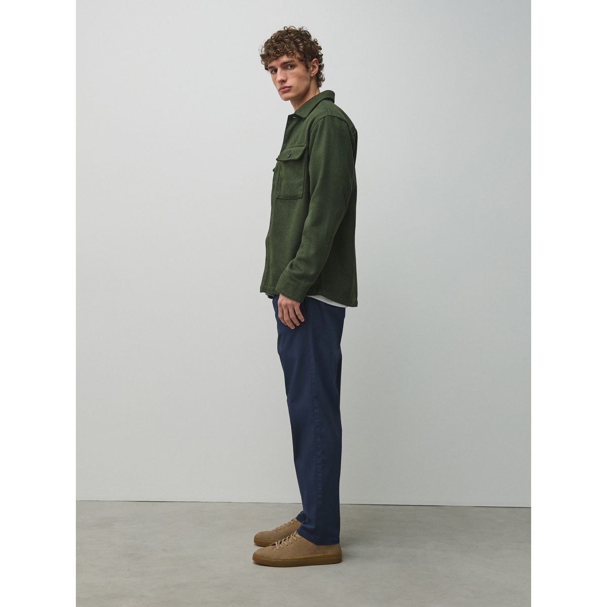 Pantalon chino stretch en coton majoritaire bleu marine, NEXT