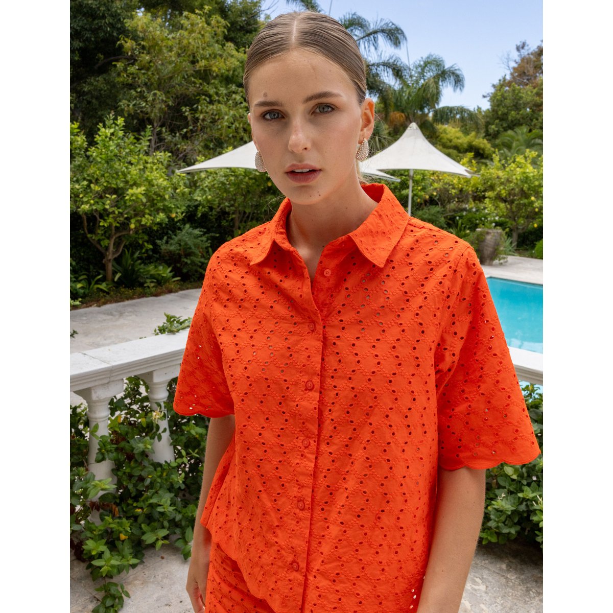 Chemisette en broderie anglaise rouge, BZB