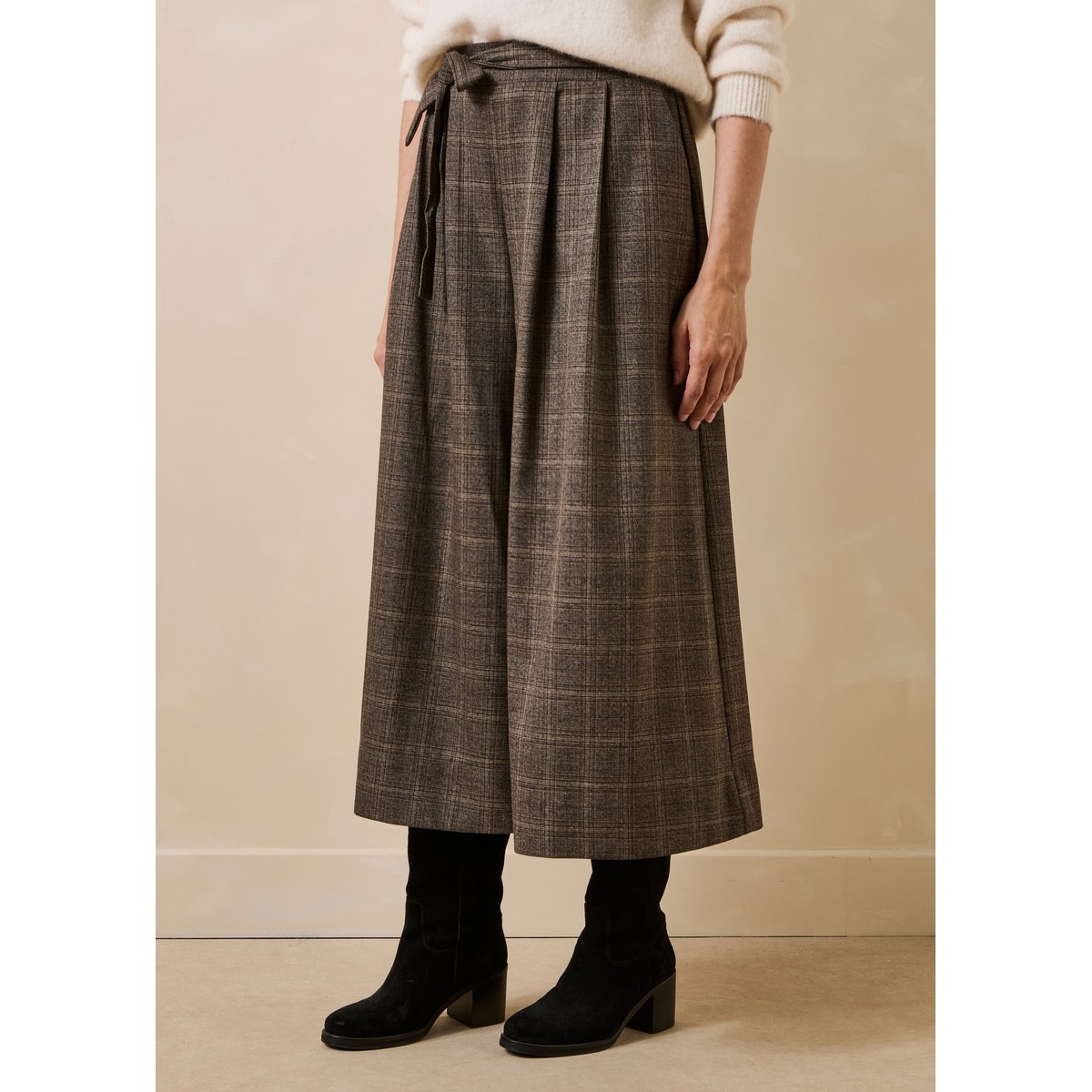 Pantalon jupe culotte 7/8ème à carreaux marron, LA FEE MARABOUTEE