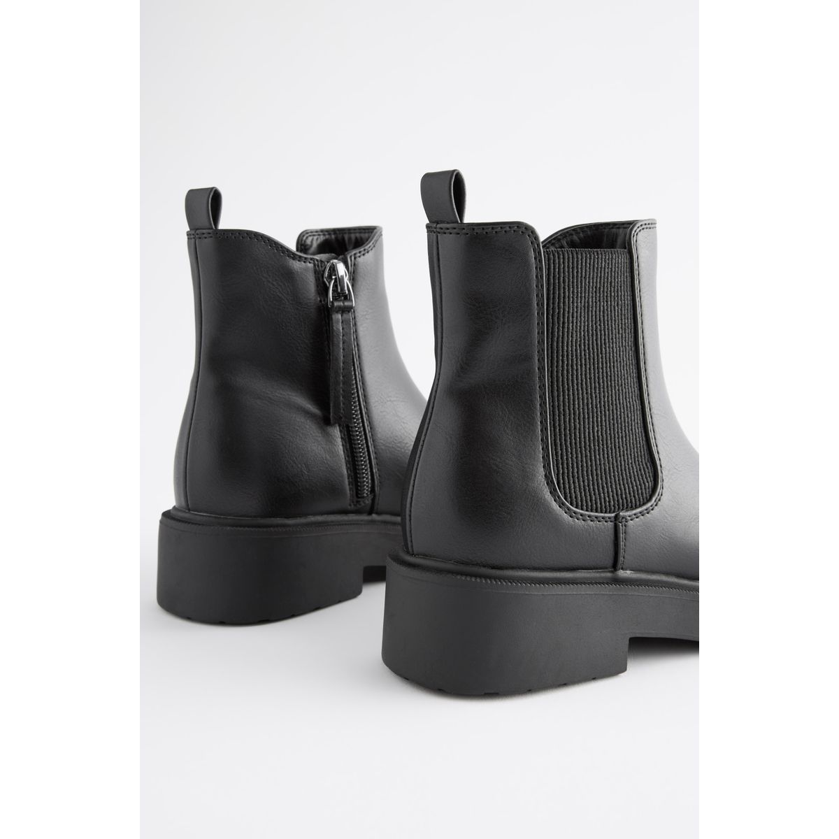 Grosses bottines chelsea coupe classique noir mat, NEXT