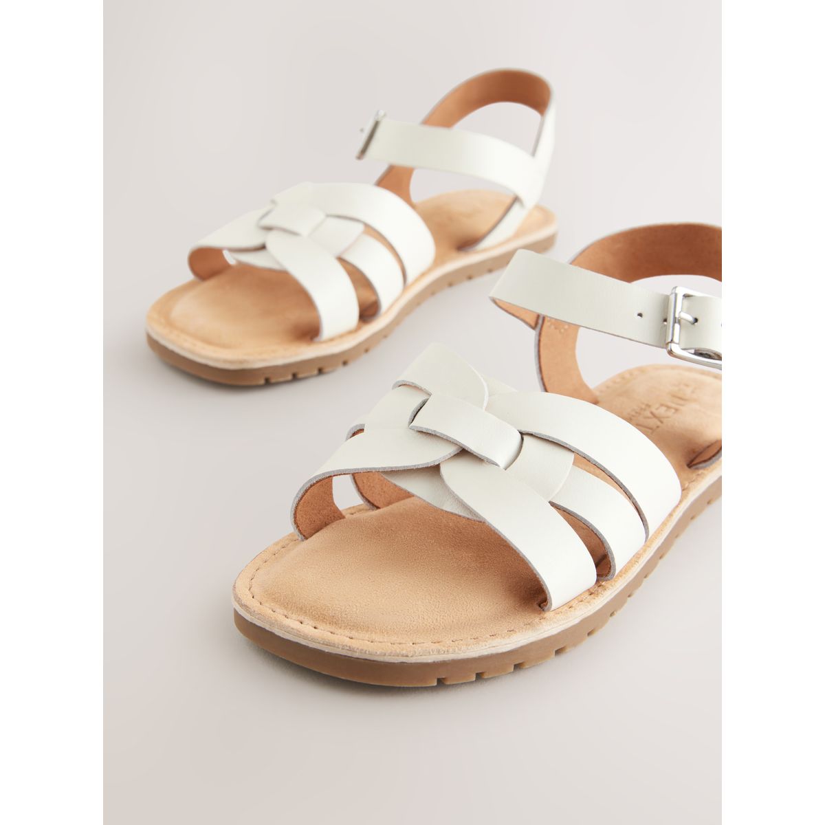 Sandales tissée en cuir blanc, NEXT