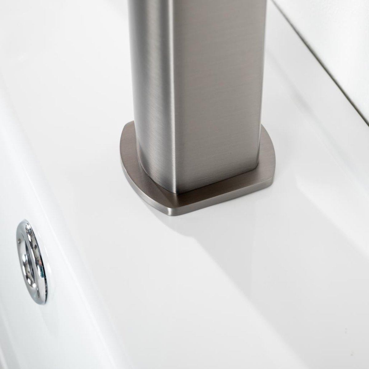 Mitigeur salle bain pour lavabo Louga métal gris, WANDA COLLECTION