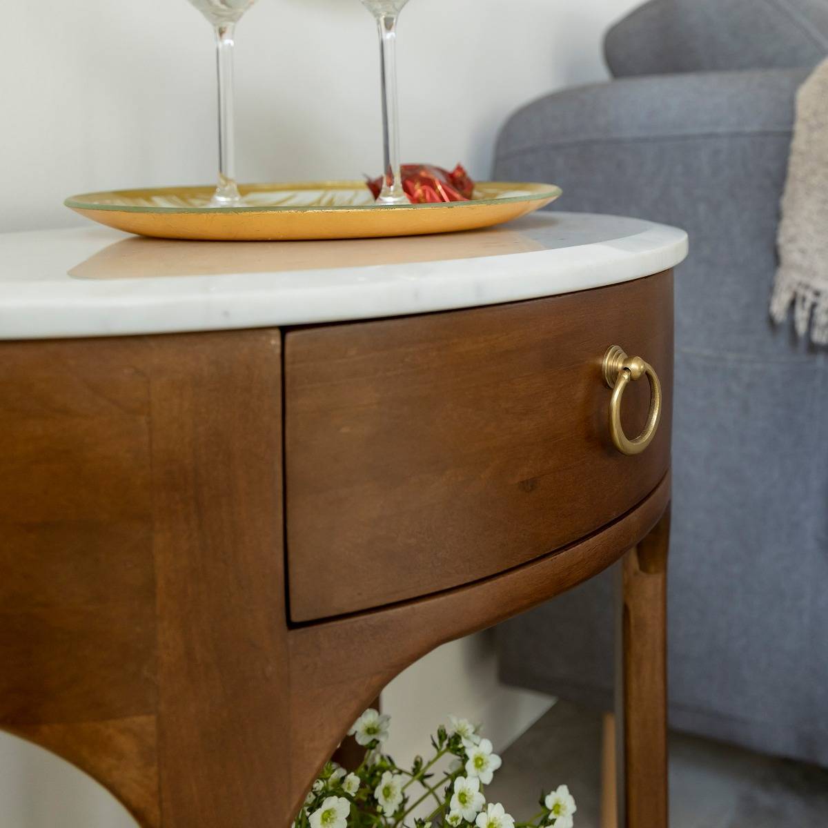 Table de chevet en manguier et marbre ENOA bois foncé, MADE IN MEUBLES