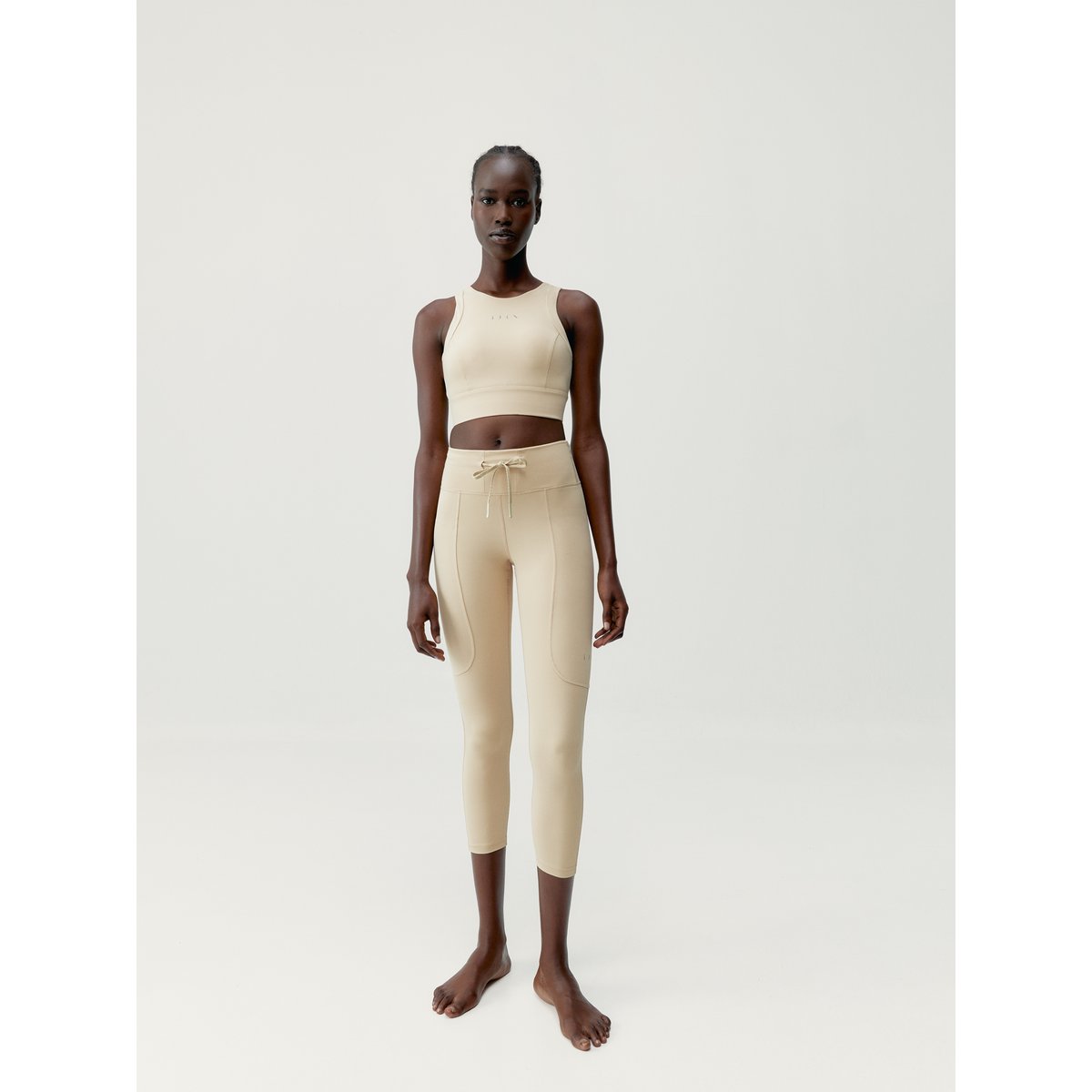 Brassière de Sport Performance Fixation Haute ESME beige, BORN