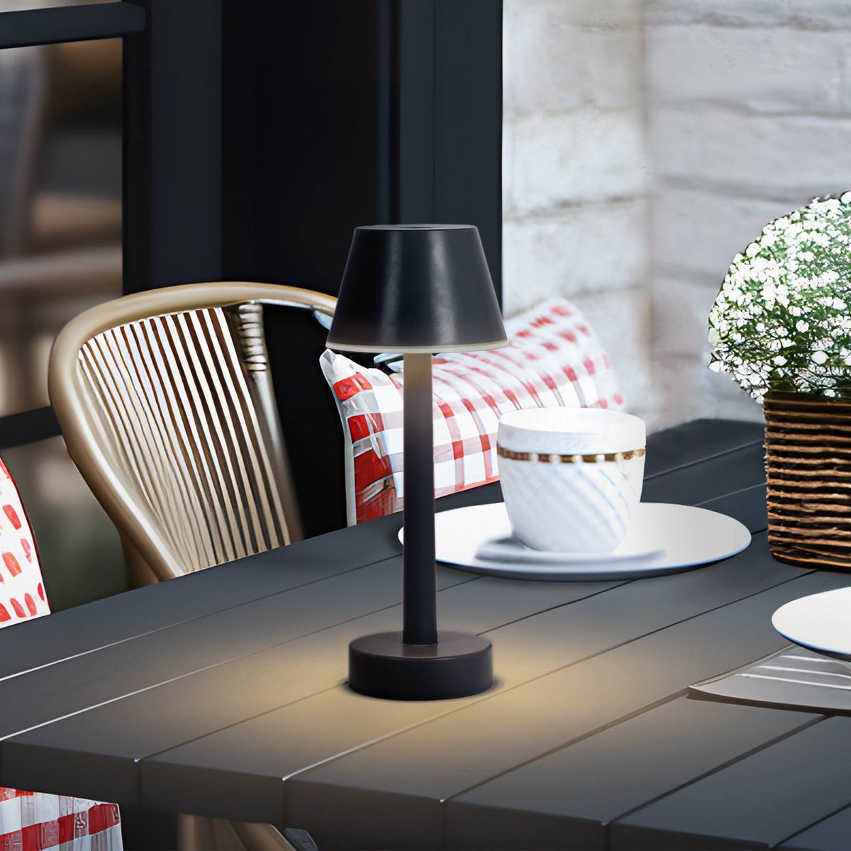 moderneLED, Gaja noir, LINDBY