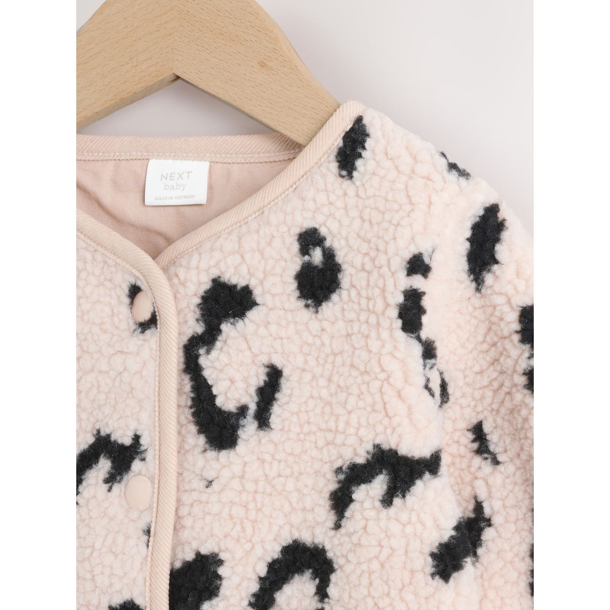 Veste en peau lainée léopard pour bébé naturel, NEXT