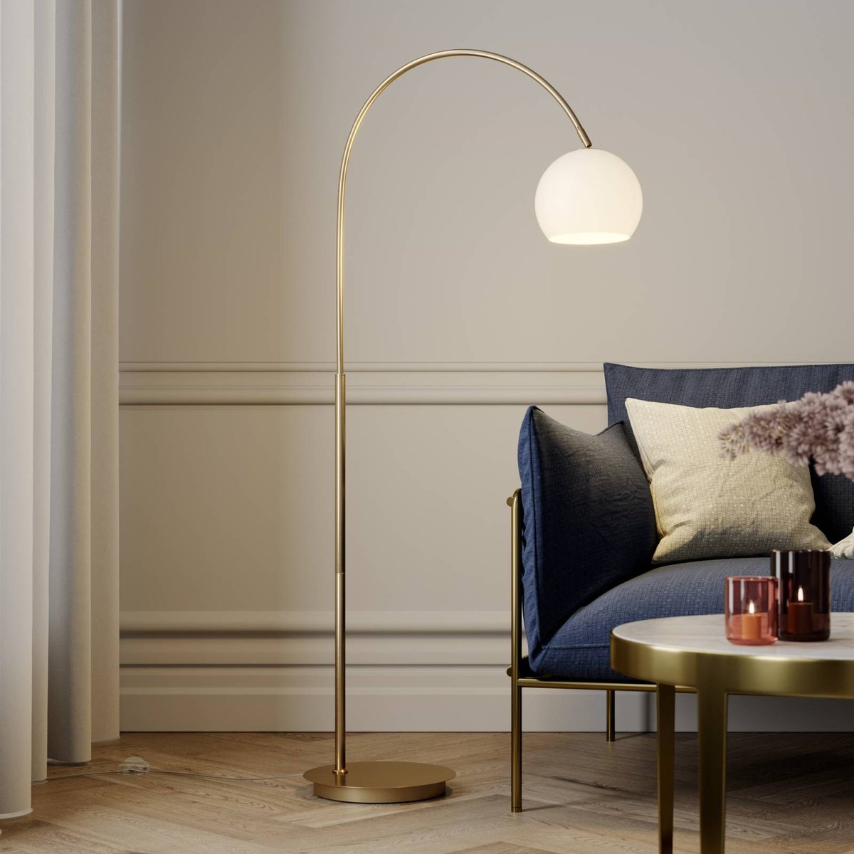 Lampadaire en verre moderne, Cynthia laiton mat, blanc opale, LINDBY