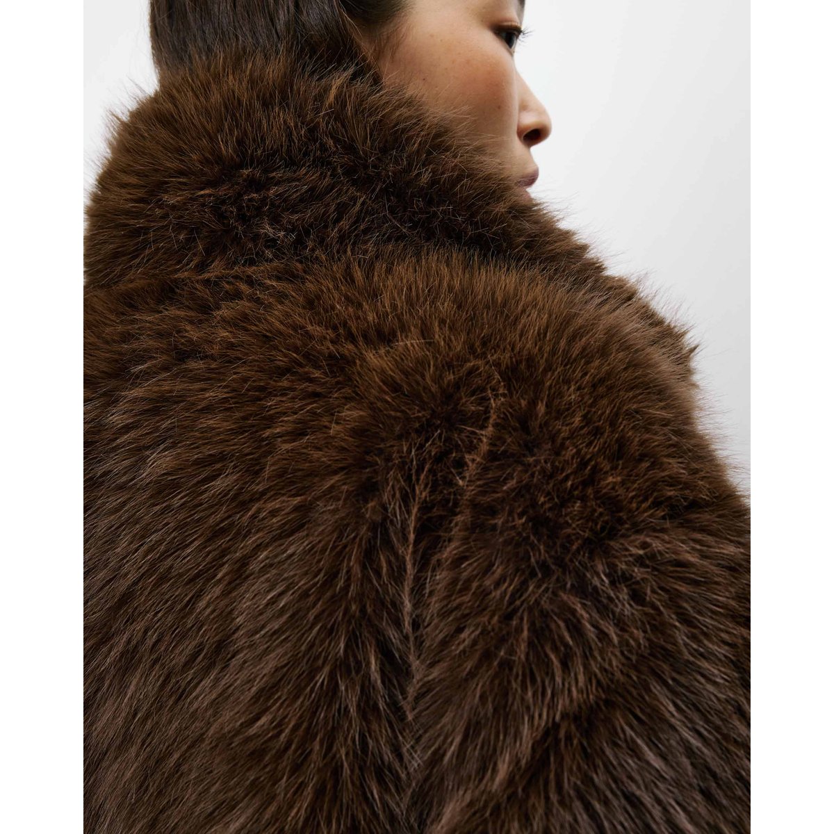 Manteau long oversize en Imitation fourrure chocolat Alara chocolat, GRACE & MILA