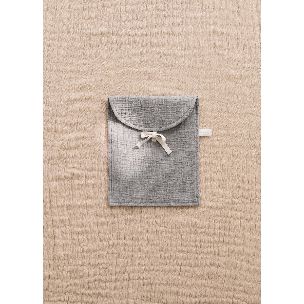 Trousse de toilette enfant en gaze de coton gris, MANGO HOME