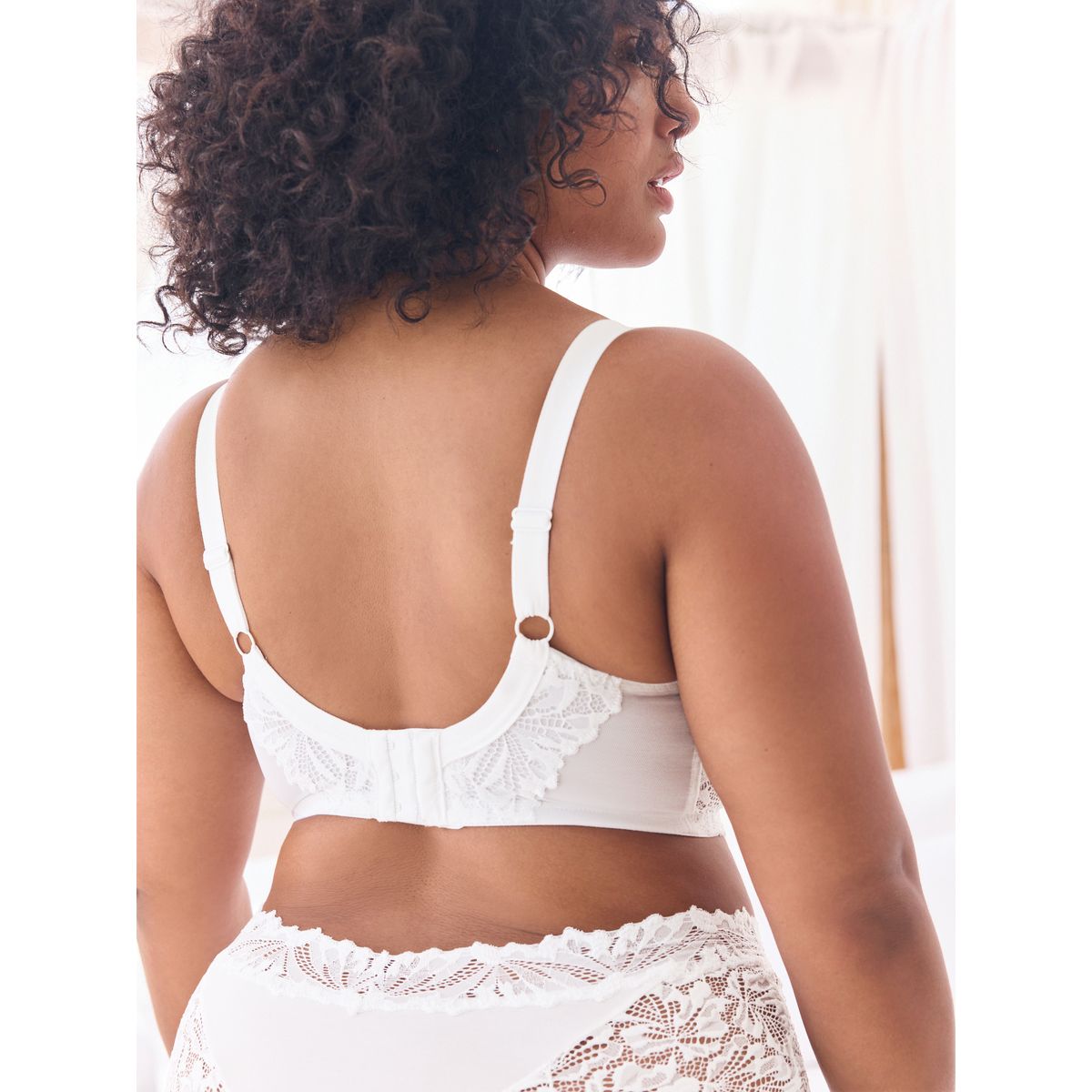 Soutien-gorge en dentelle sans armatures b-h blanc, NEXT