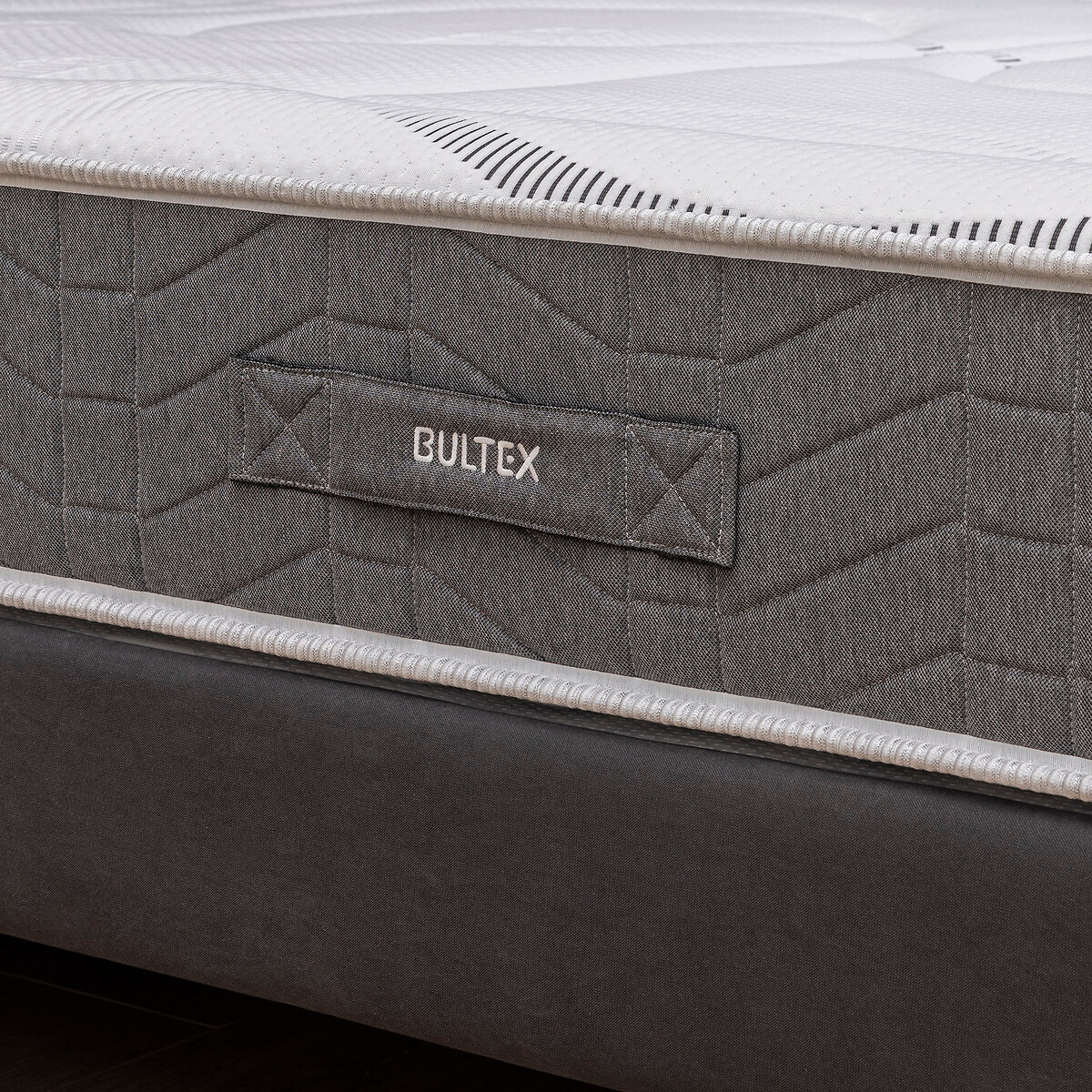 Ensemble matelas mousse HR Smart Repair + sommier blanc/gris, BULTEX