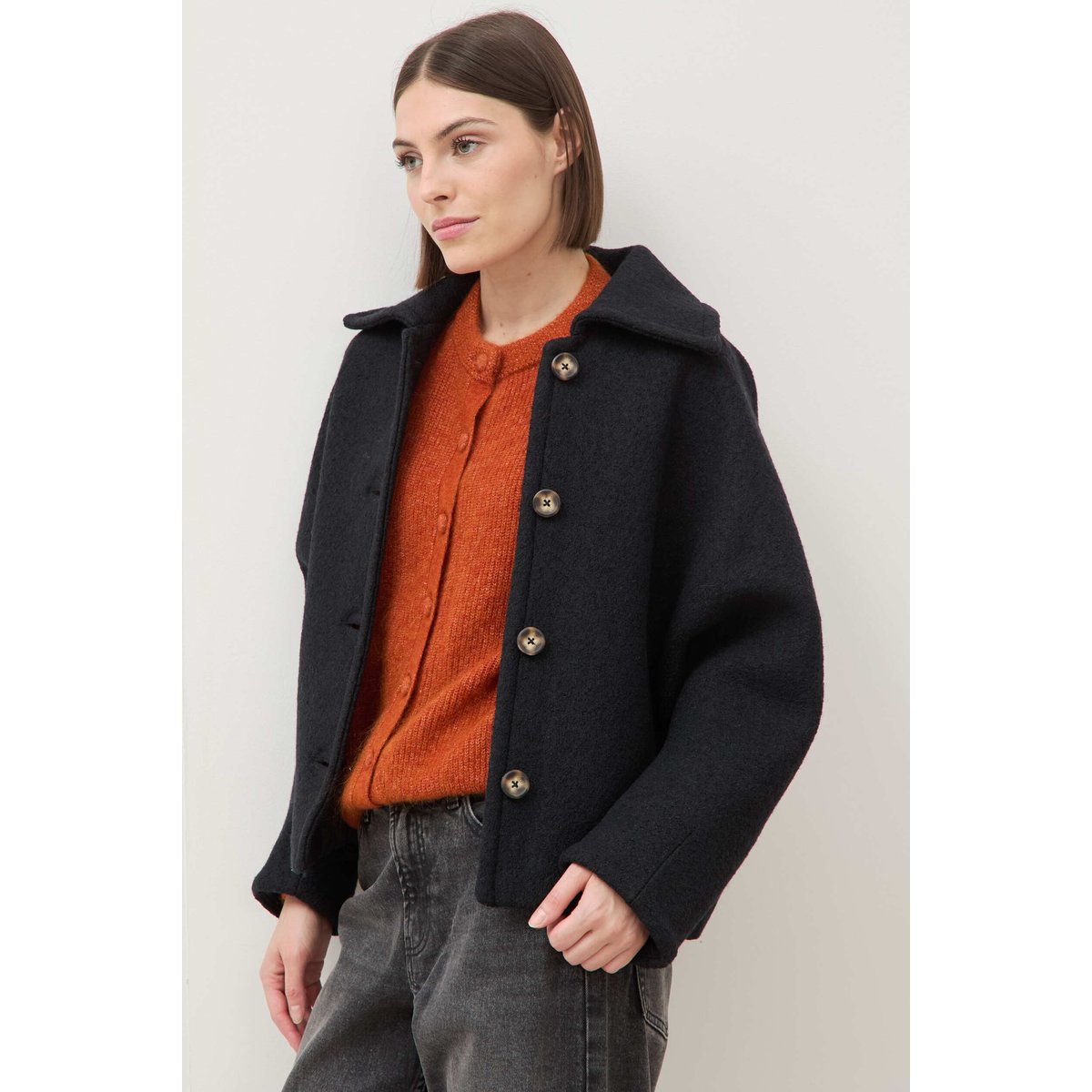Manteau oversize court col tailleur noir, BONOBO
