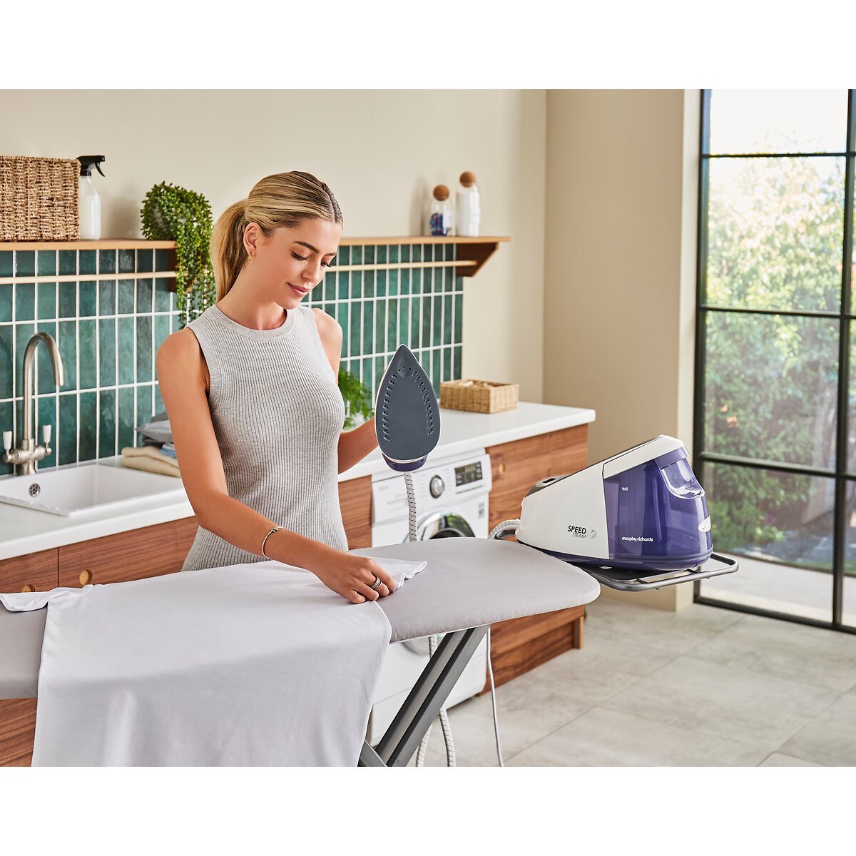 Speed Steam 3000W Steam Generator Iron - 333202 blue, MORPHY RICHARDS