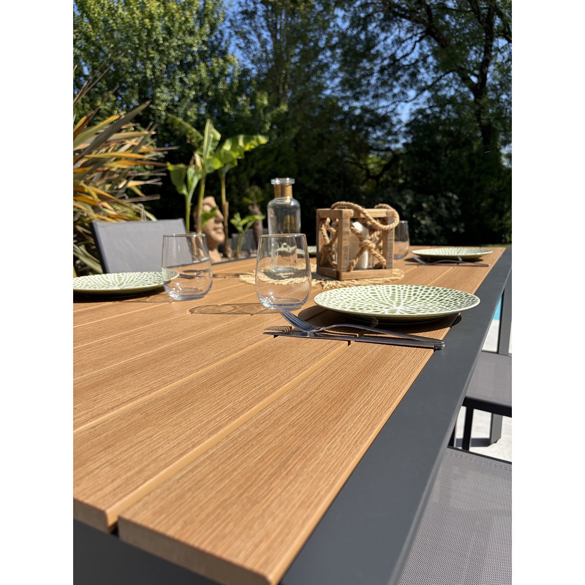 Ensemble repas de jardin 4 à 6 places en alu TONGA gris anthracite, DCB GARDEN