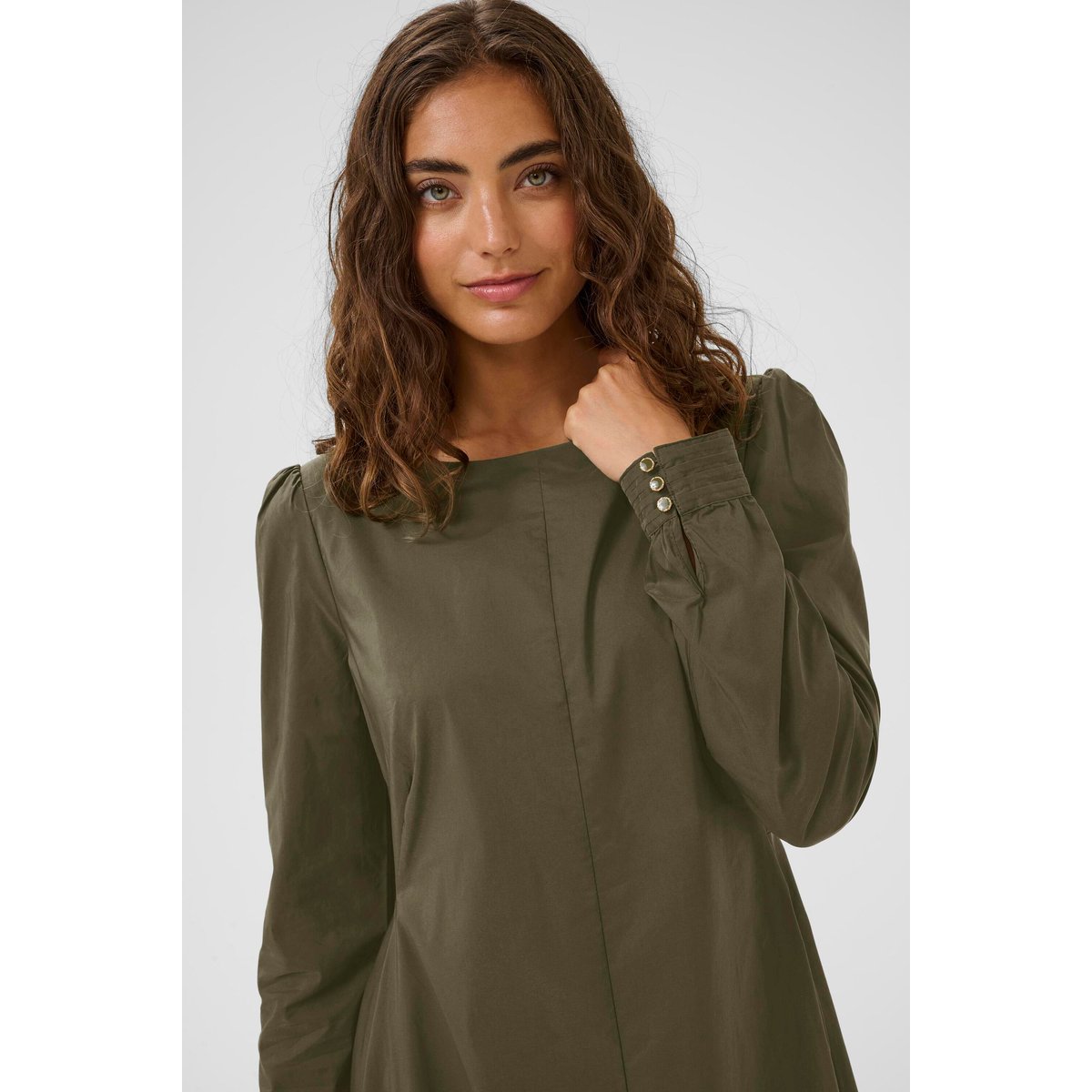 Robe vert burnt olive, CULTURE