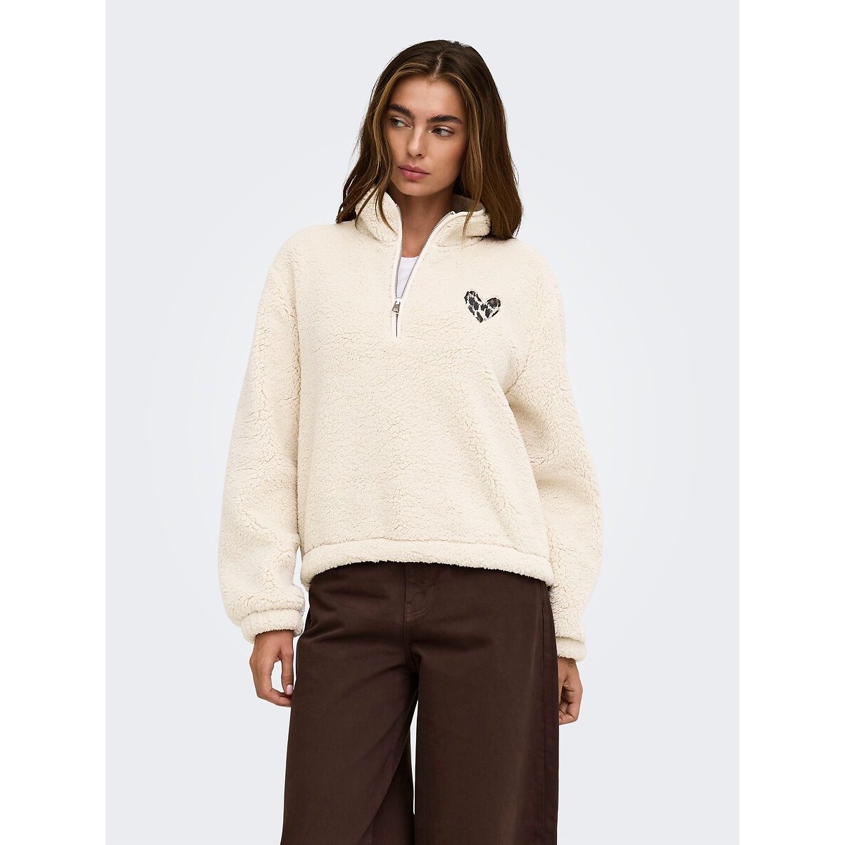 Sherpa half zip sweatshirt with heart on chest beige, ONLY