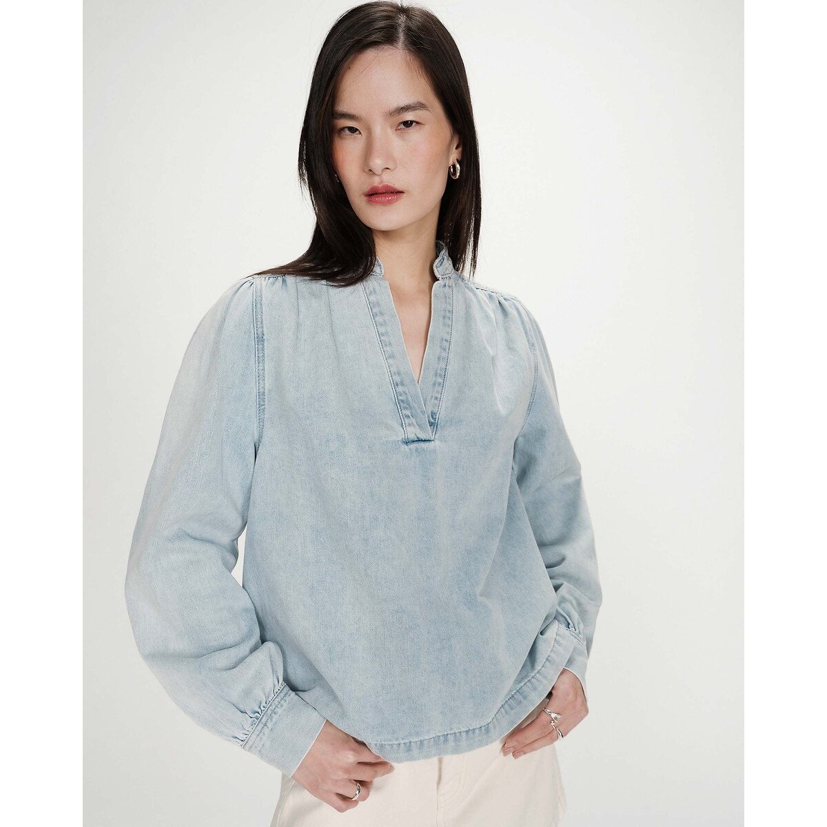 Blouse en denim col V VALORY denim bleu clair, GRACE & MILA