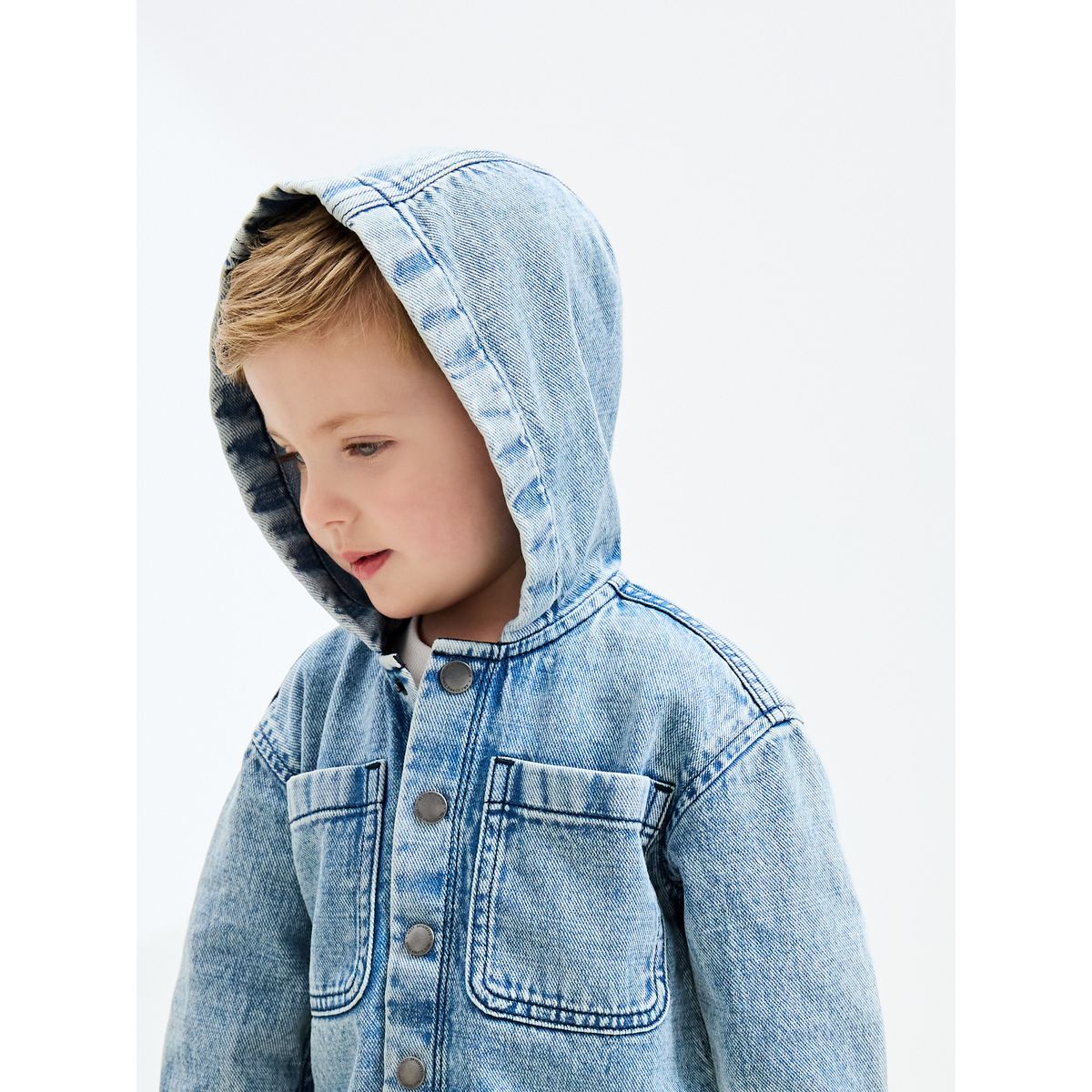 Surchemise en denim à capuche bleu moyen, NEXT