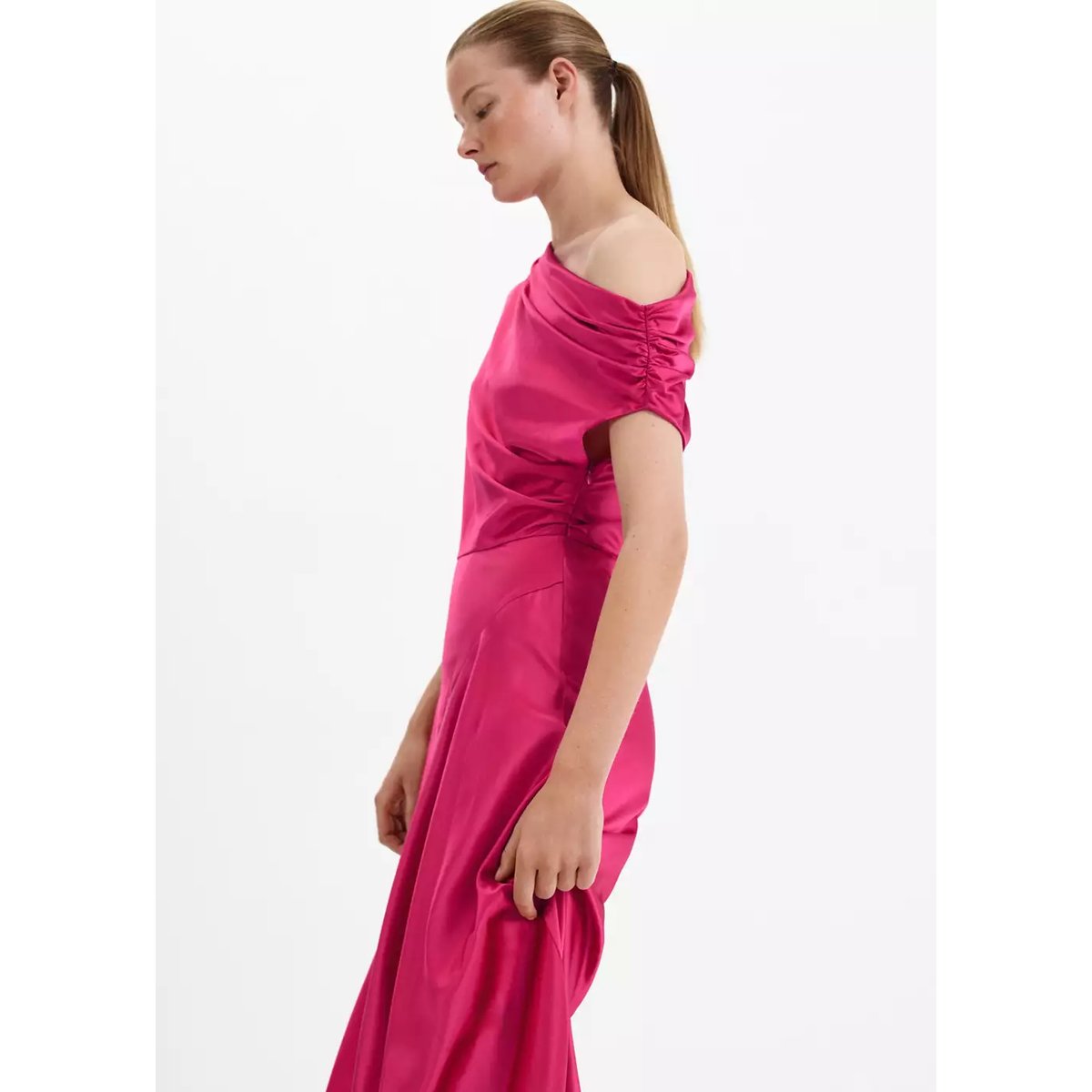 Robe en soie asymétrique fuchsia, MANGO