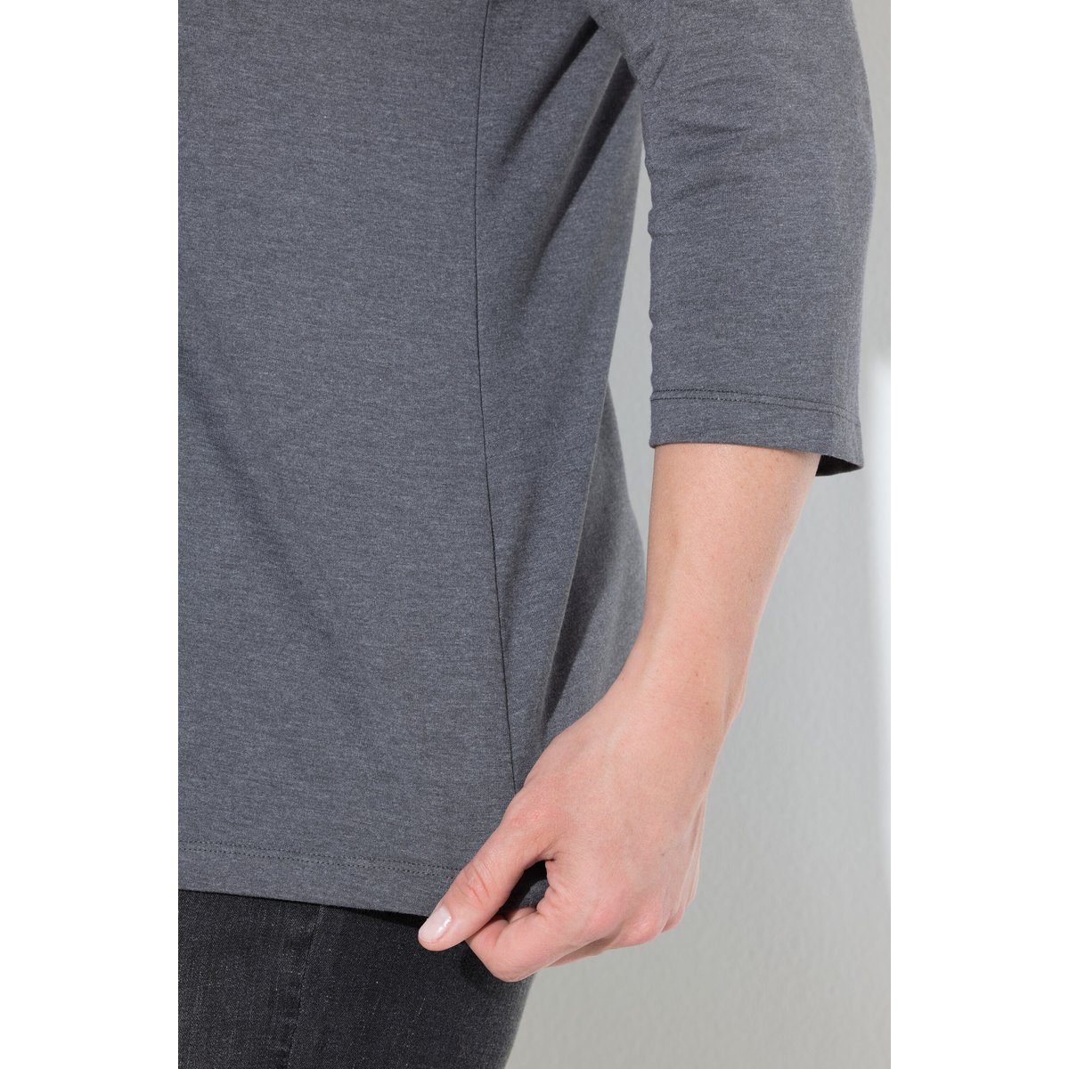 T-shirt décolleté en V et manches 3/4 gris graphite, ULLA POPKEN
