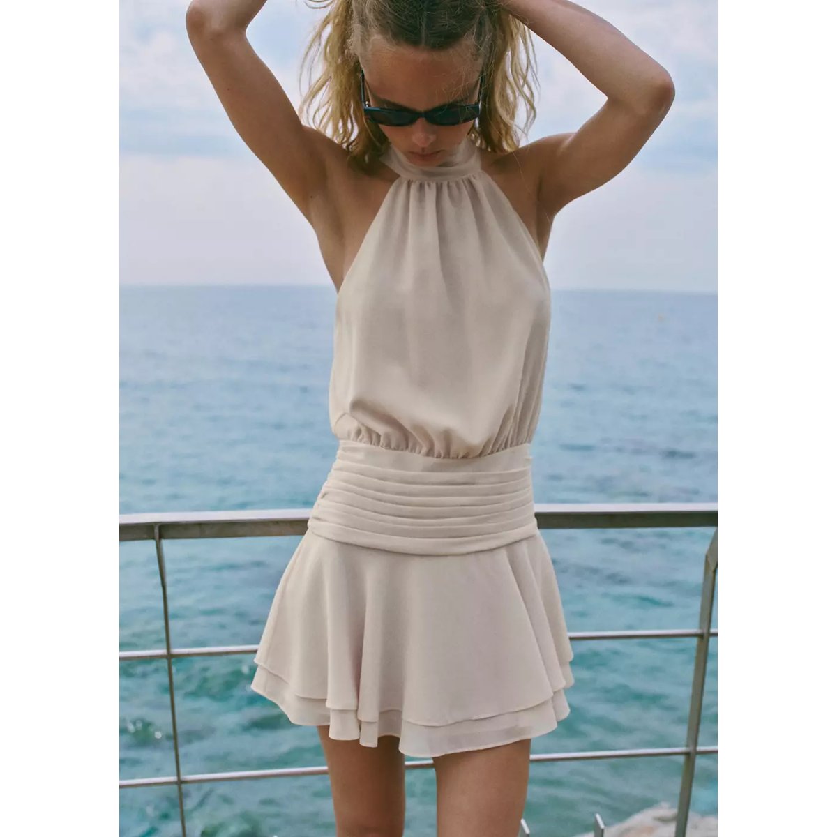 Robe dos nu taille drapée écru, MANGO