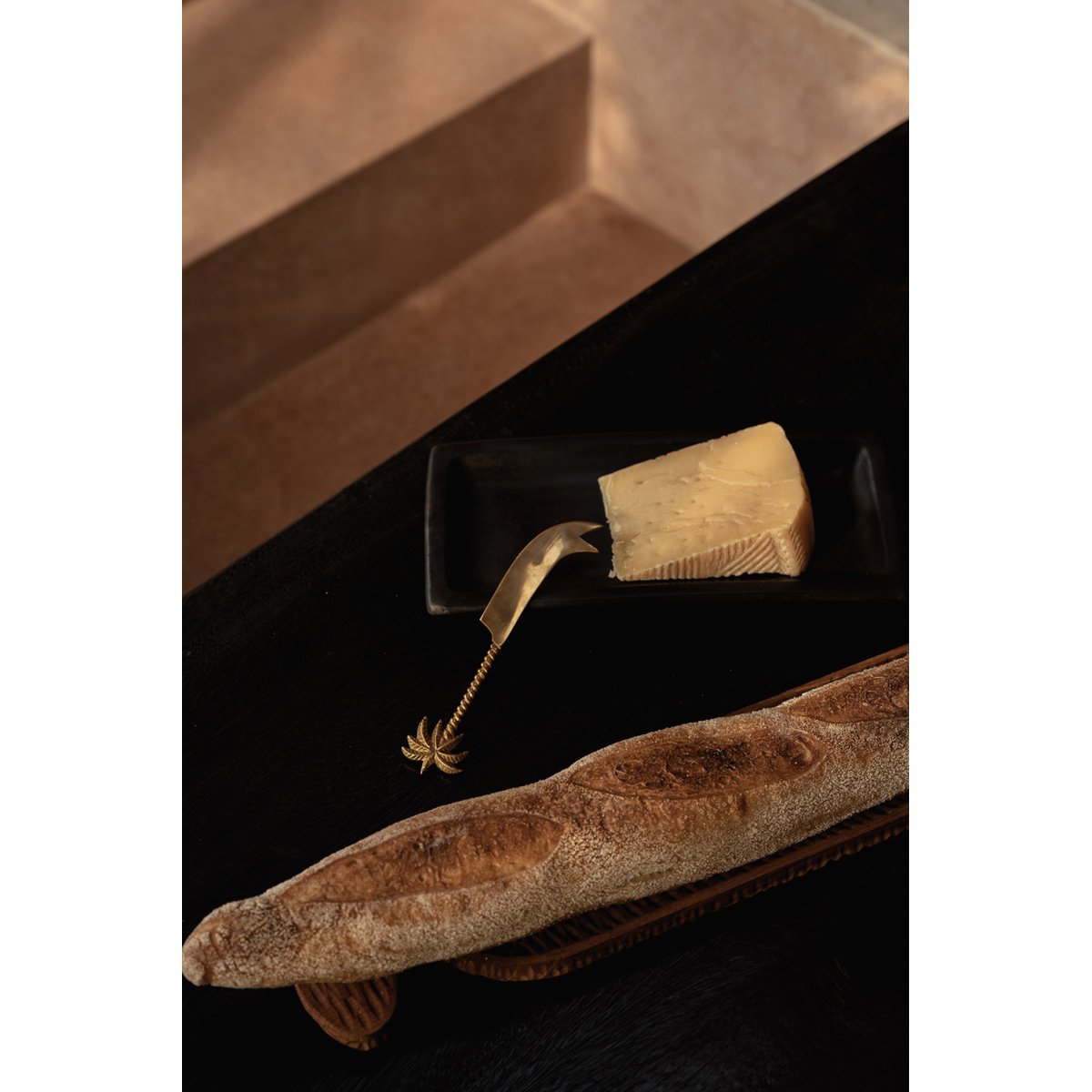 Planche de présentation en bois de teck FRENCH BREAD beige, BAZAR BIZAR