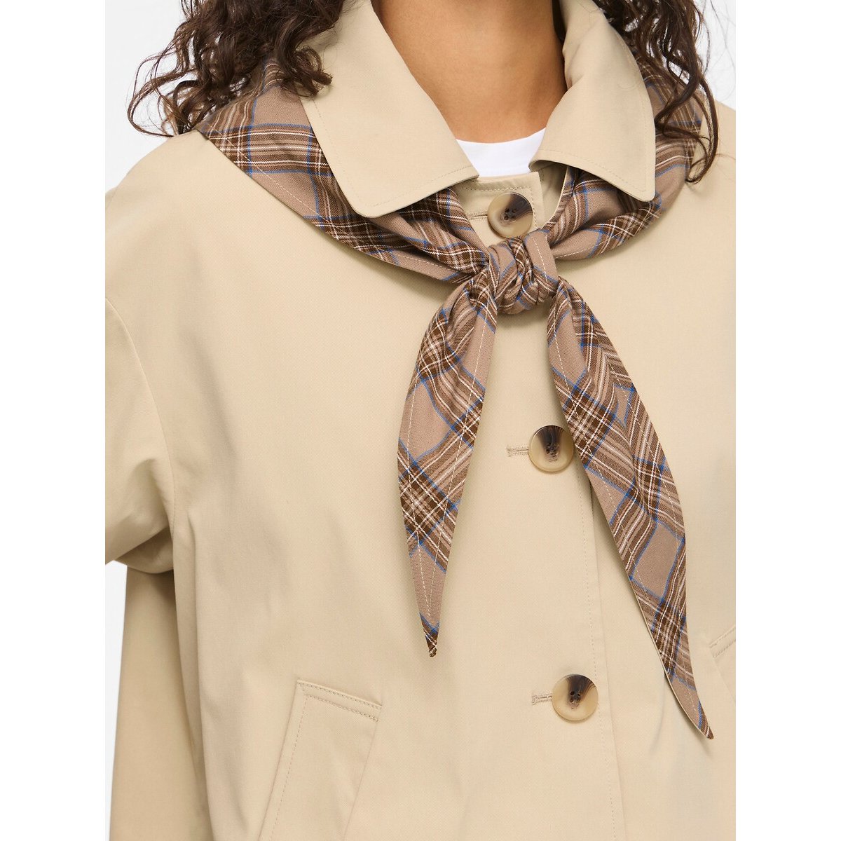 Trench court bi-matière avec nœud beige, VILA