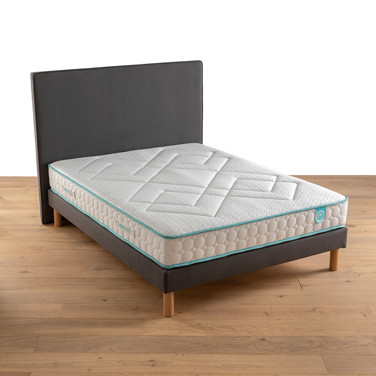 Matras in latex, stevig luxe comfort Le Tout Delicat wit/blauw, MERINOS