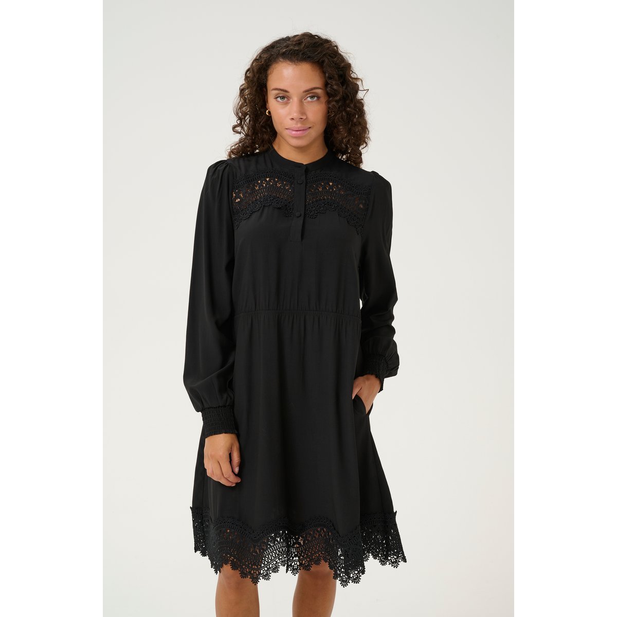 Dress noir, CULTURE