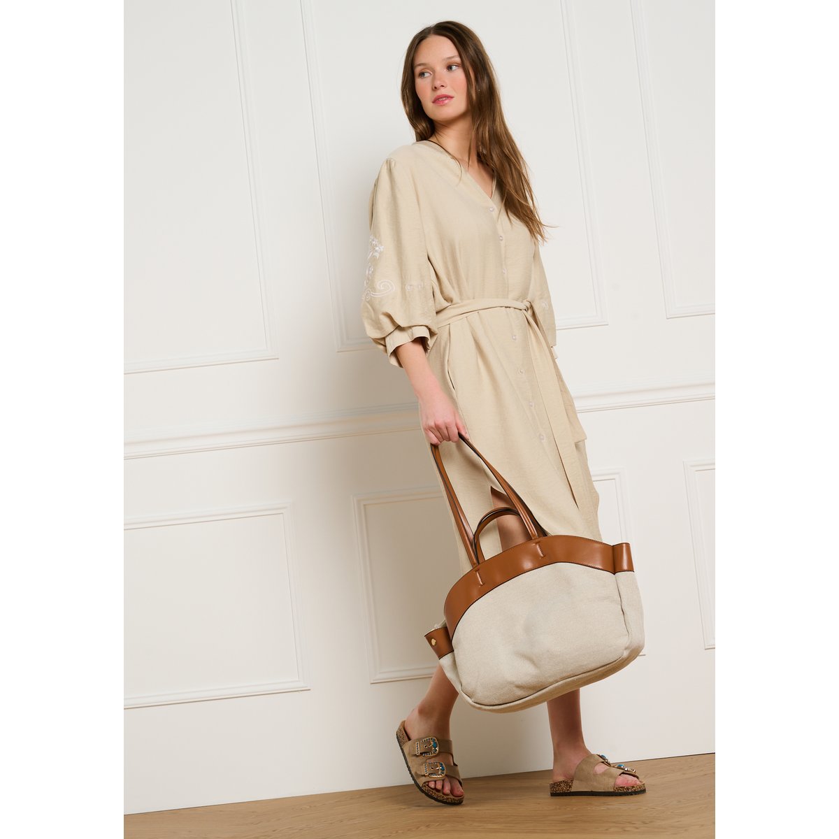 Robe-chemise brodée fluide lt beige, LOLALIZA