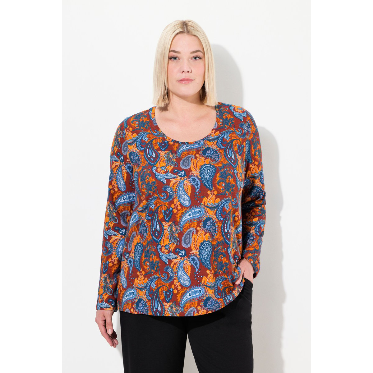 T-shirt long coupe évasée, motif cachemire baies foncé, ULLA POPKEN