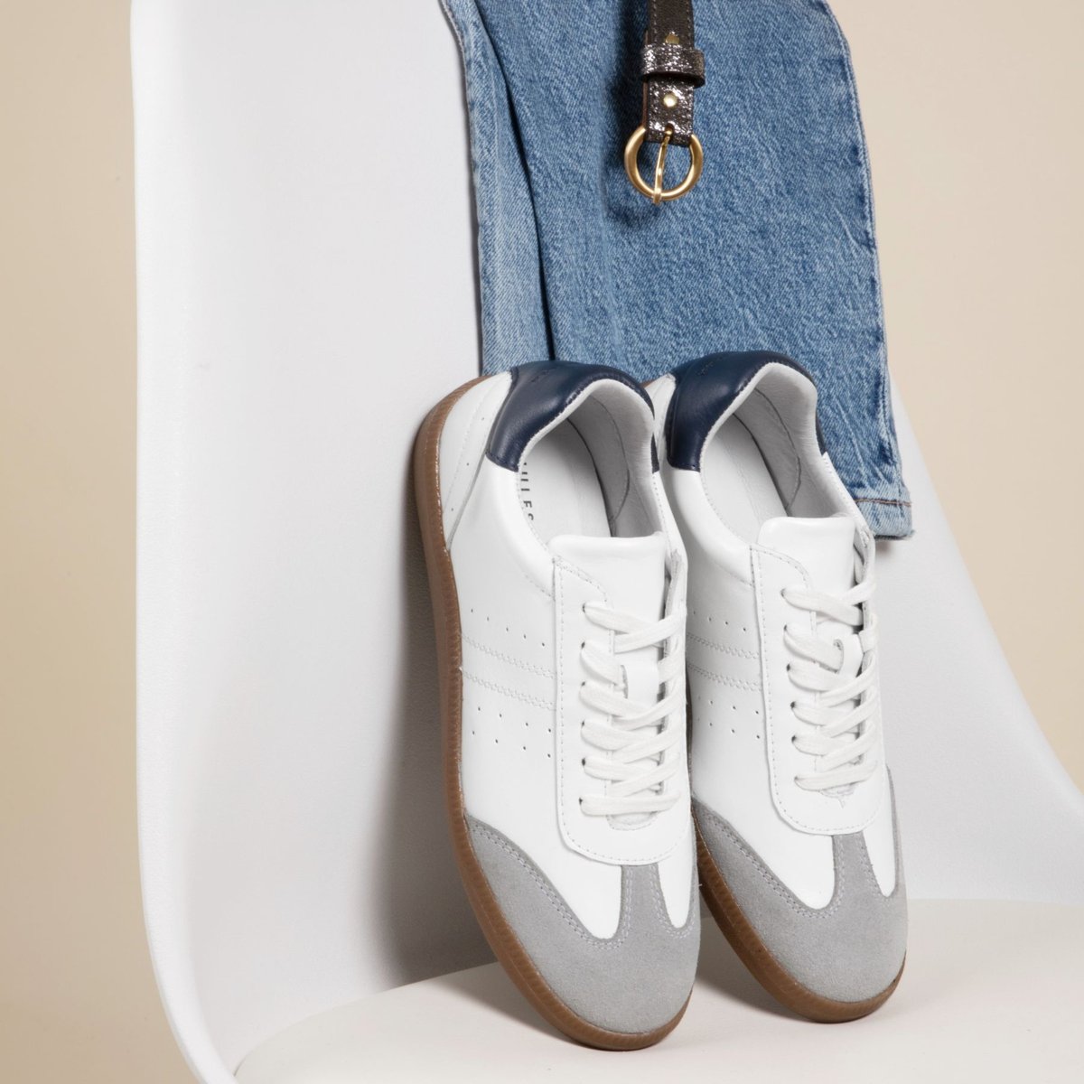 Tennis lacet Alba cuir blanc/gris, JULES & JENN