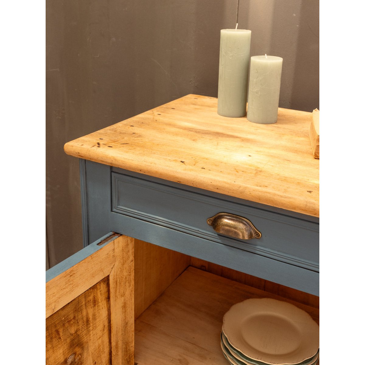 Buffet en bois bleu Gilbert N°1729 - Bon état bois clair, DEBONGOUT