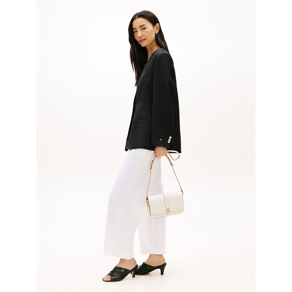 Sac à main à bandoulière, TH LIBRE FLAP CROSSOVER crème, TOMMY HILFIGER