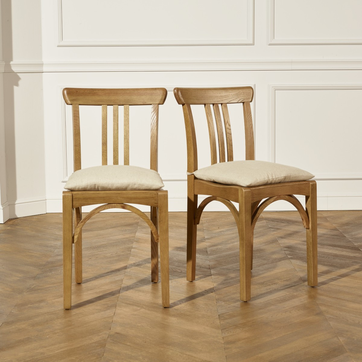 Lot de 2 chaises bistrot en chêne et coussin en lin CALBAR lin, ROBIN DES BOIS