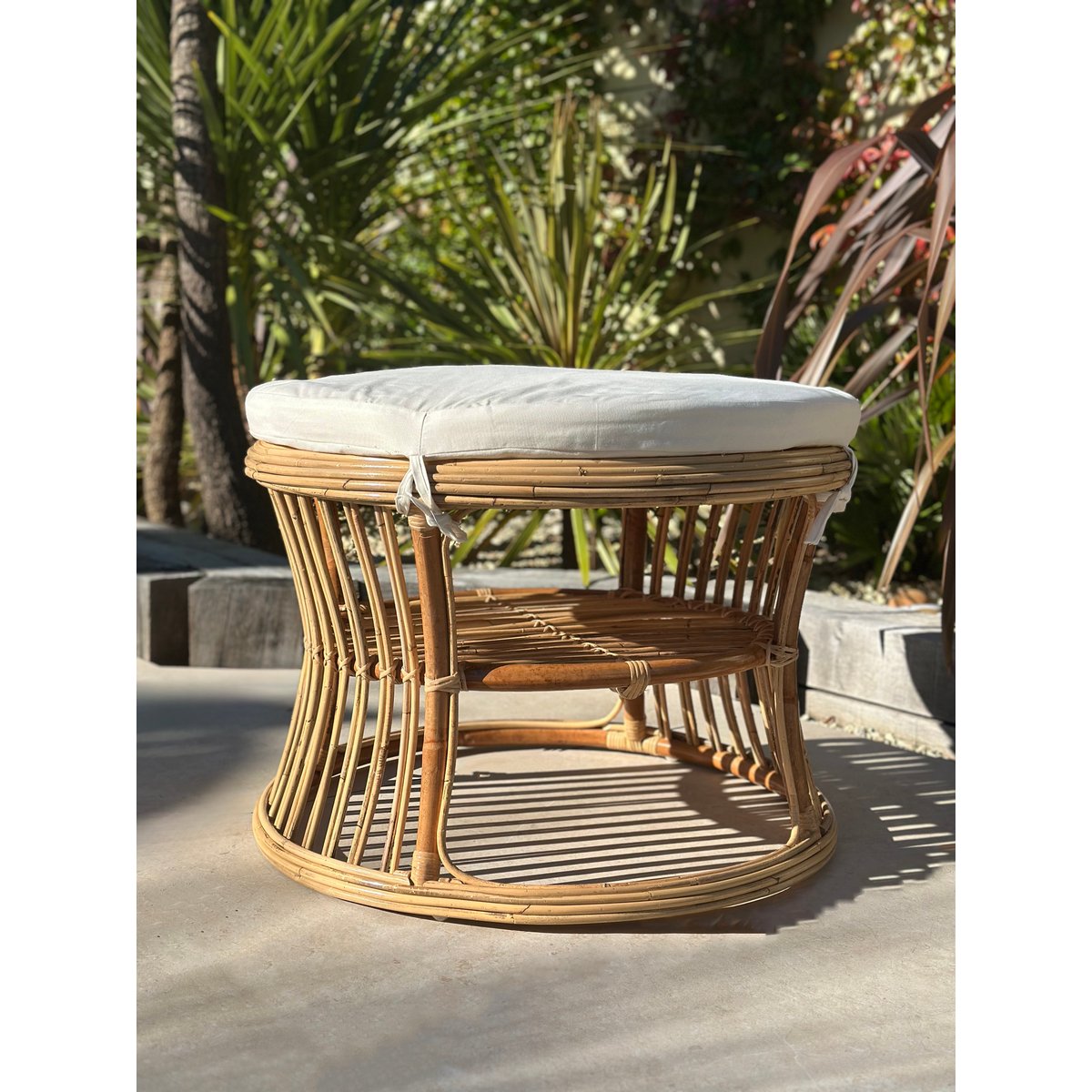 Pouf tissu et rotin, SERAM beige, NORDLYS