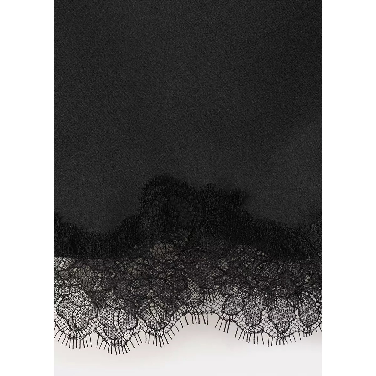 Jupe lingerie en dentelle noir, MANGO