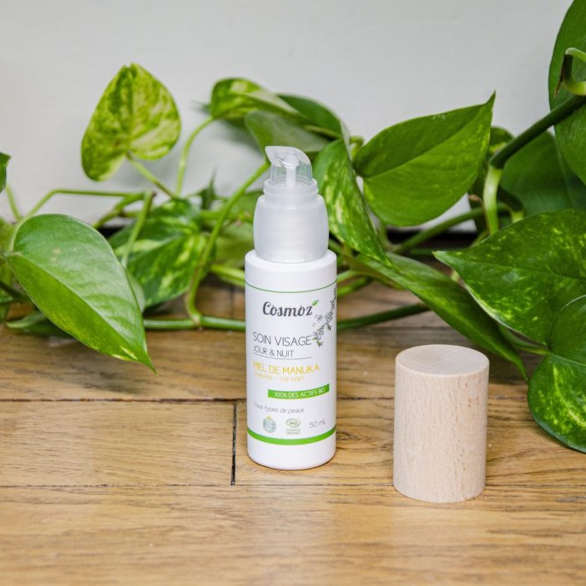 Soin visage anti-imperfections jour et nuit couleur unique, COSMOZ