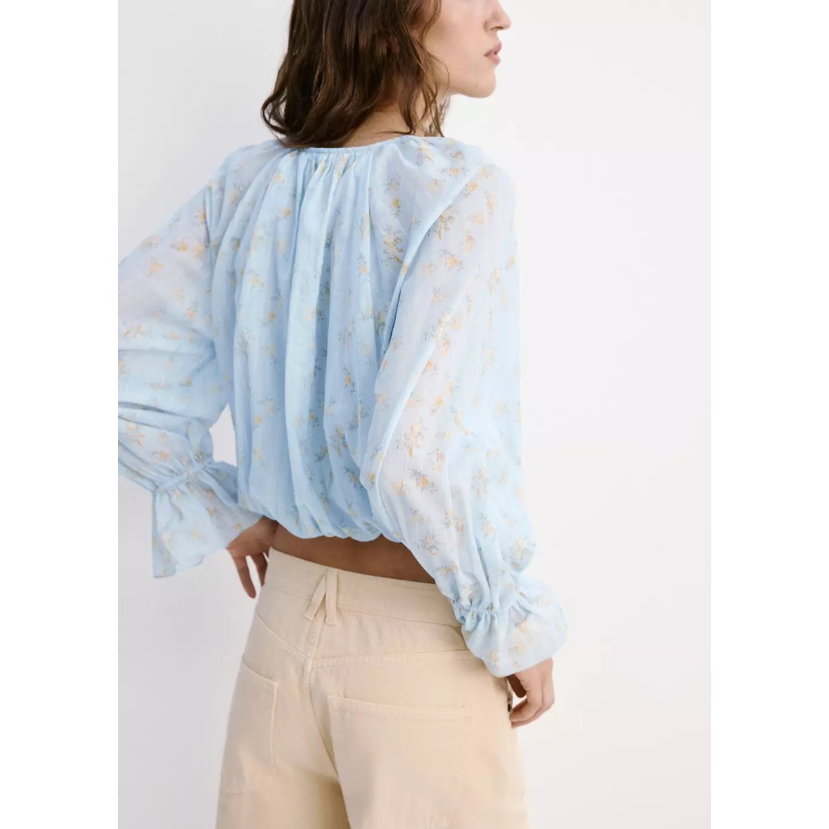Blouse crop imprimé fleuri bleu, MANGO