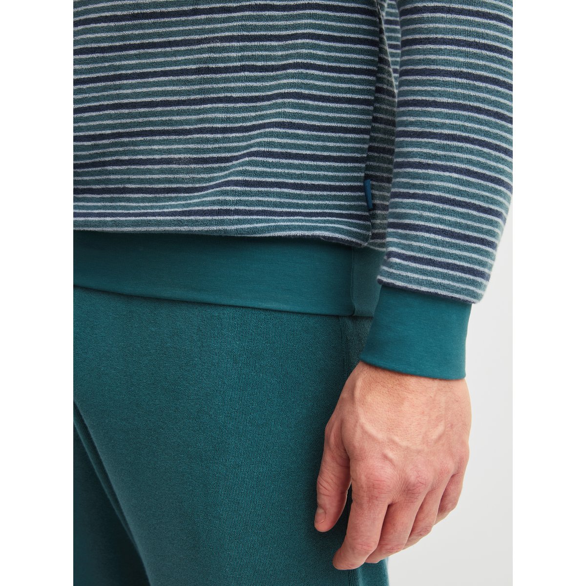 Pyjama avec bords élastiques manches longues Coton RELAX TERRY dark petrol, CALIDA