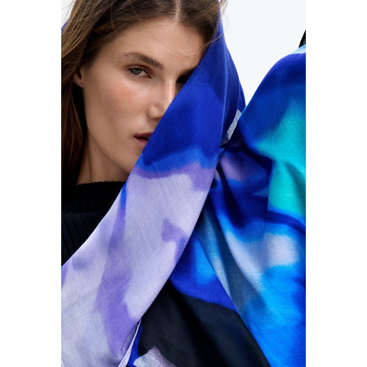 Foulard rectangulaire à dégradé bleu, DESIGUAL